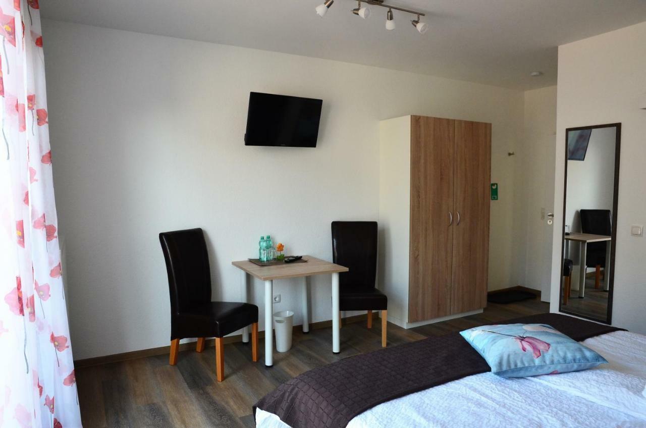 Gaestehaus Am Hochsimmer Ettringen  Екстер'єр фото