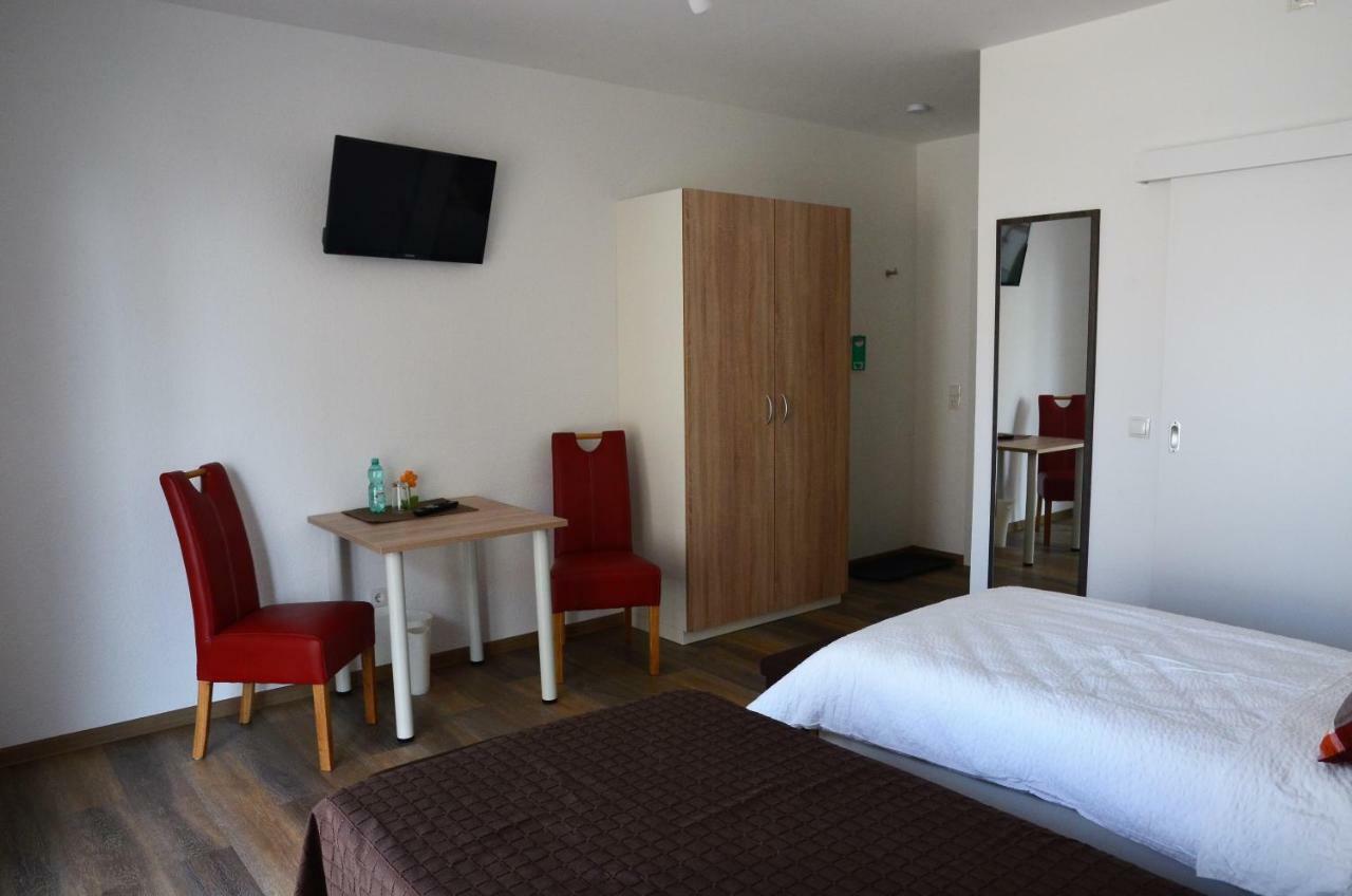Gaestehaus Am Hochsimmer Ettringen  Екстер'єр фото