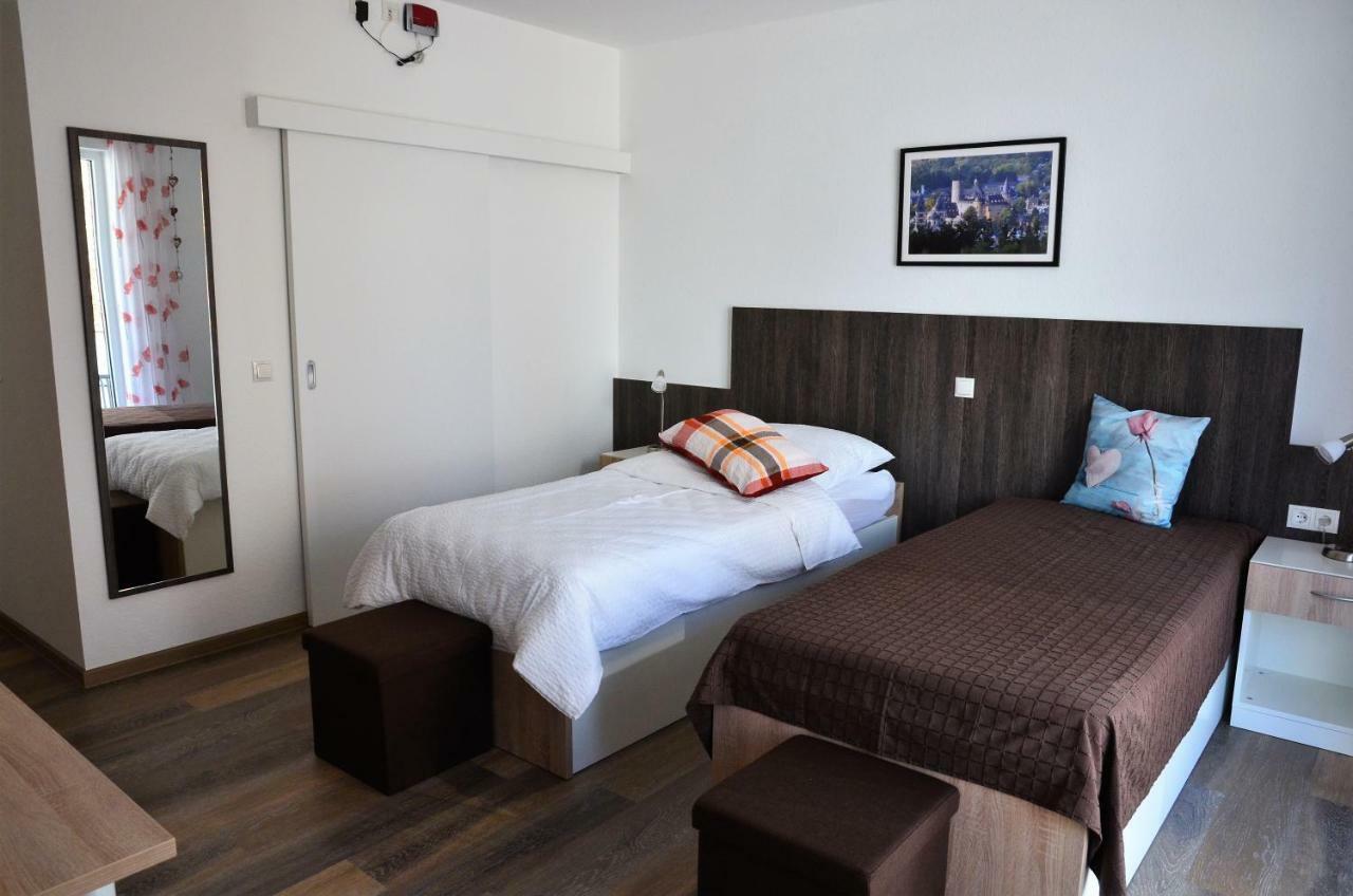 Gaestehaus Am Hochsimmer Ettringen  Екстер'єр фото