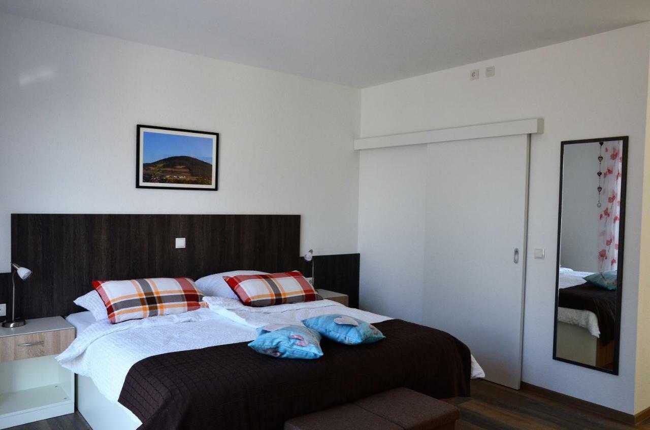 Gaestehaus Am Hochsimmer Ettringen  Екстер'єр фото