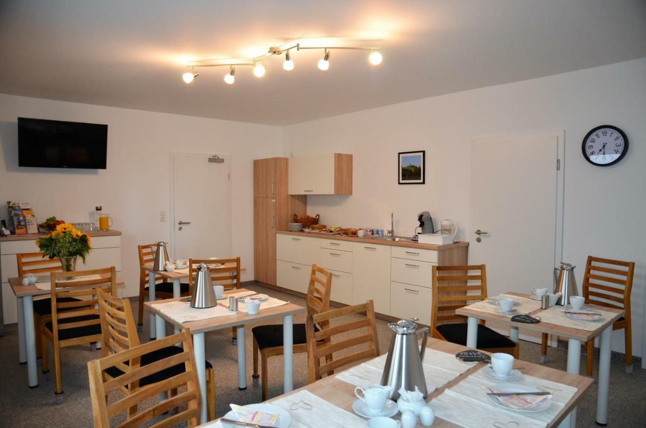 Gaestehaus Am Hochsimmer Ettringen  Екстер'єр фото
