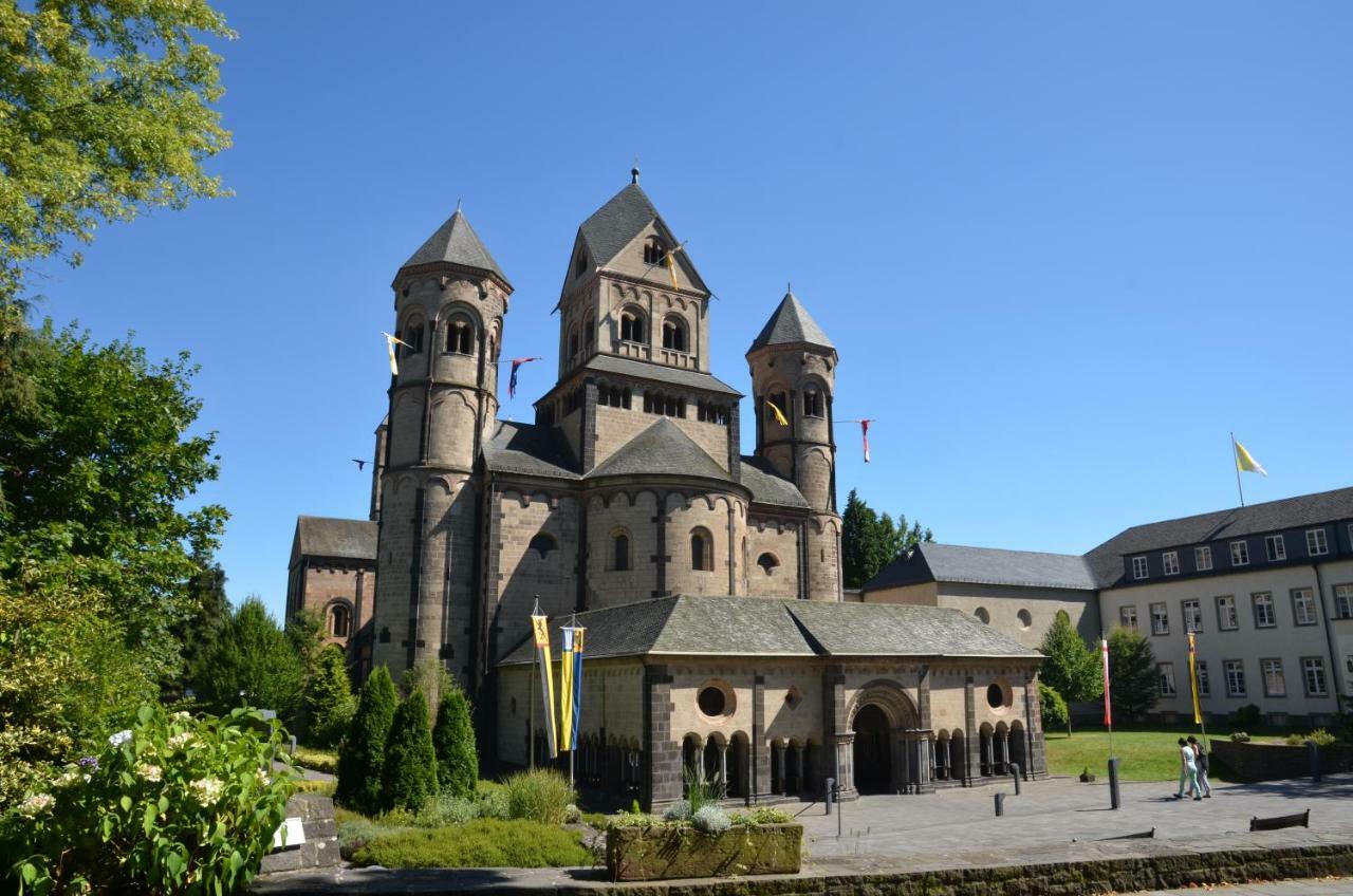 Gaestehaus Am Hochsimmer Ettringen  Екстер'єр фото