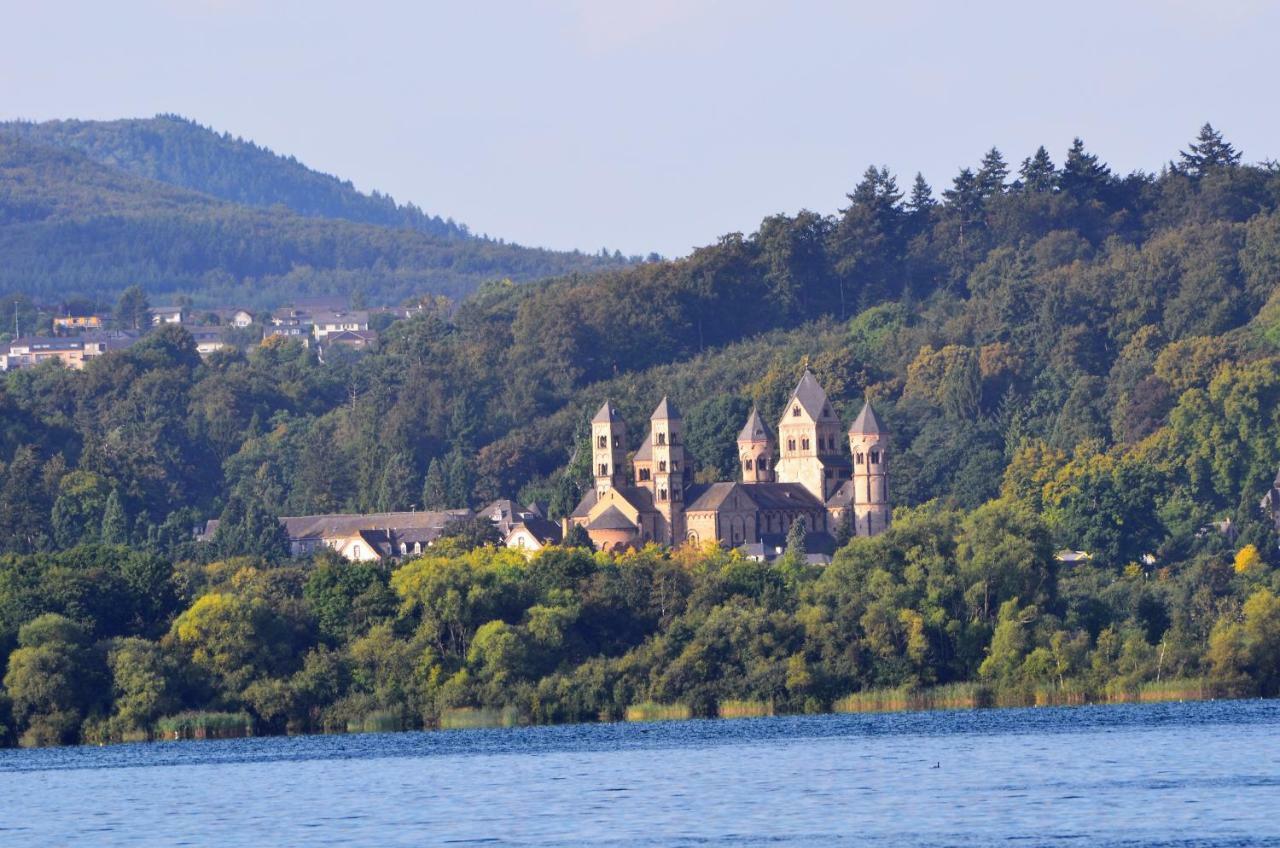 Gaestehaus Am Hochsimmer Ettringen  Екстер'єр фото