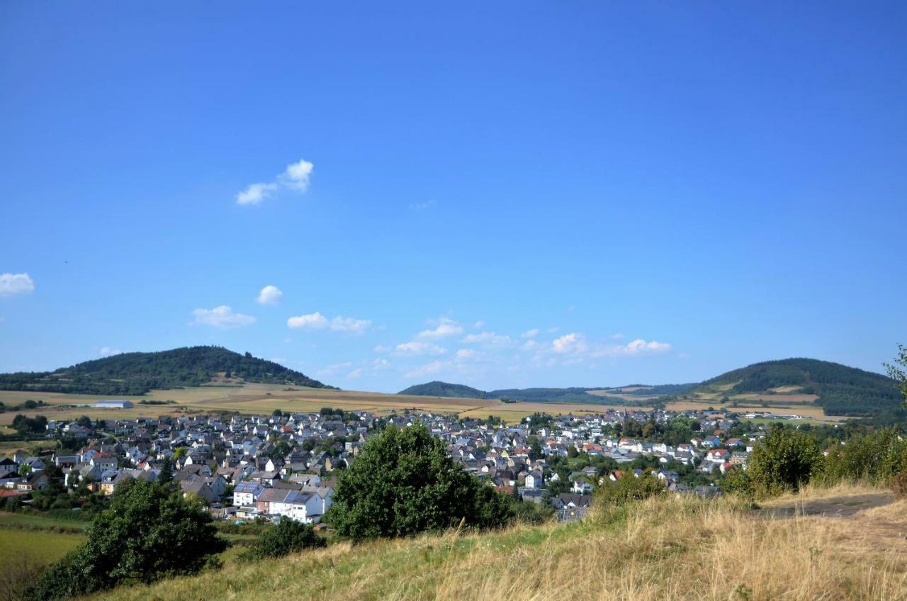 Gaestehaus Am Hochsimmer Ettringen  Екстер'єр фото